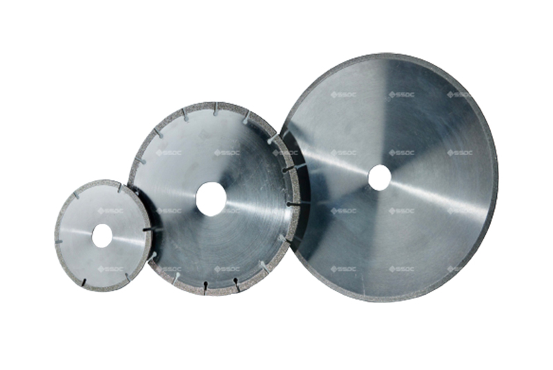 Electroplated saw blades